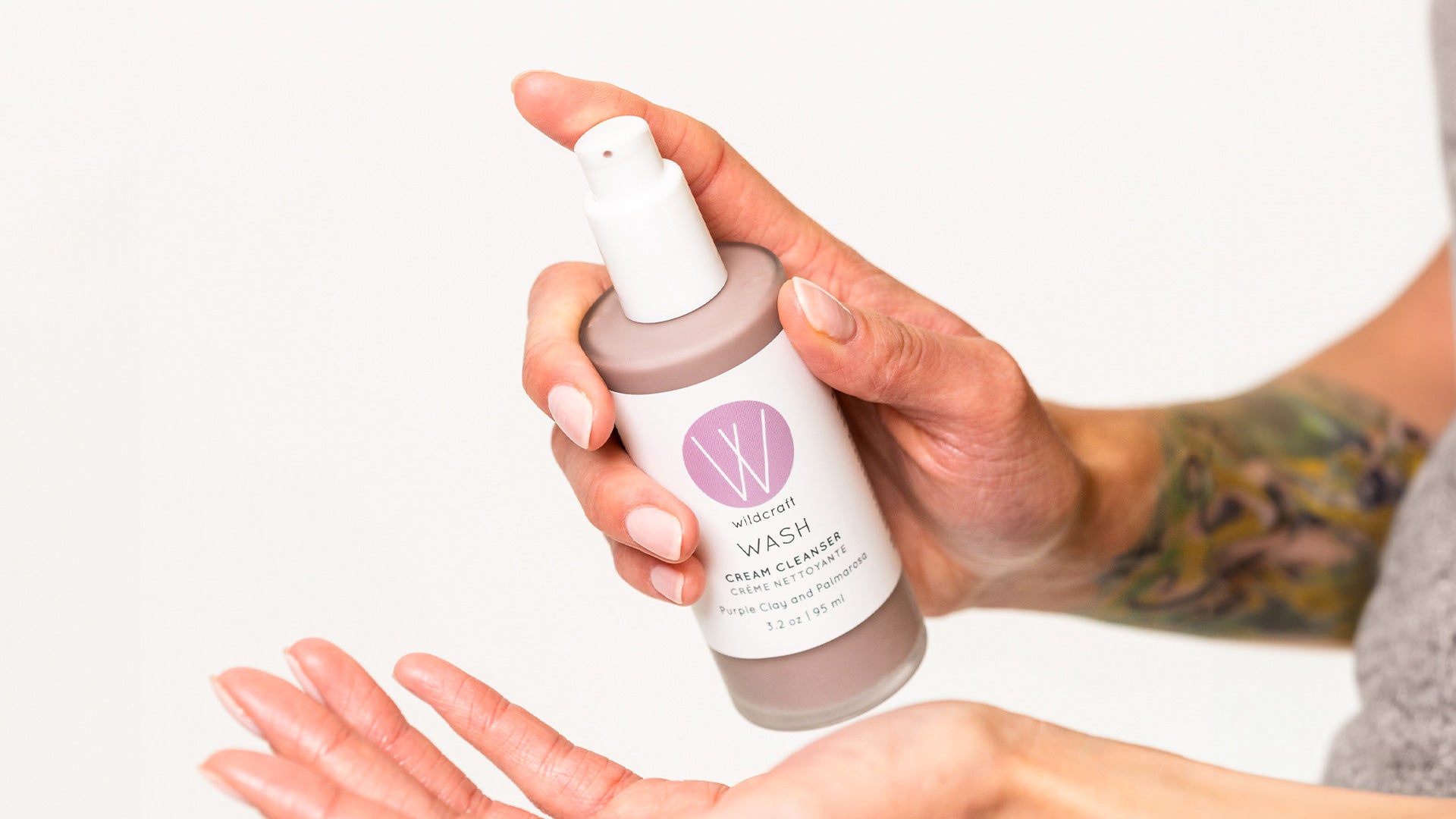 Summer Breakouts? Here's How To Adjust Your Skincare Routine